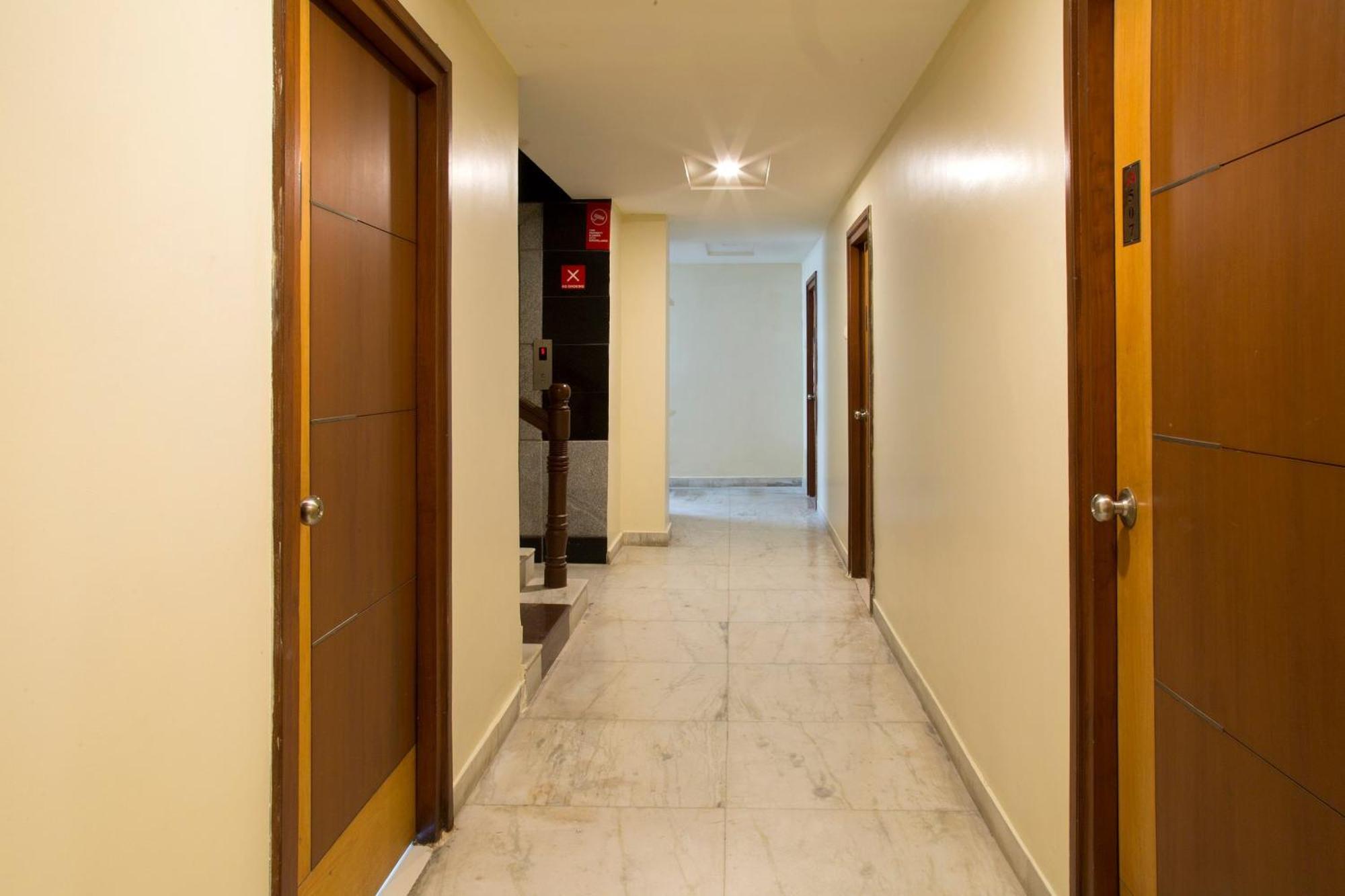 Hotel Collection O Poojith Residency à Tirupati Extérieur photo